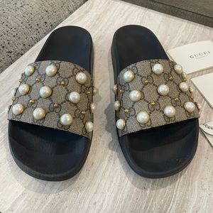 Gucci Pearl Slides SOLD OUT